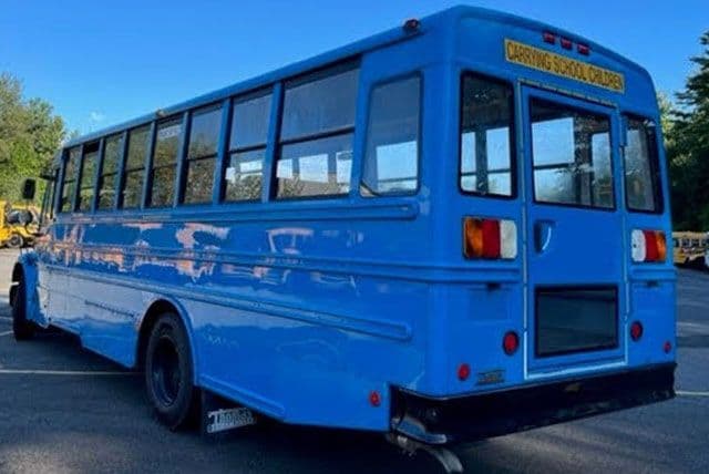 (2 Available) 2012 Thomas Freightliner C2 A/C  - Image 3