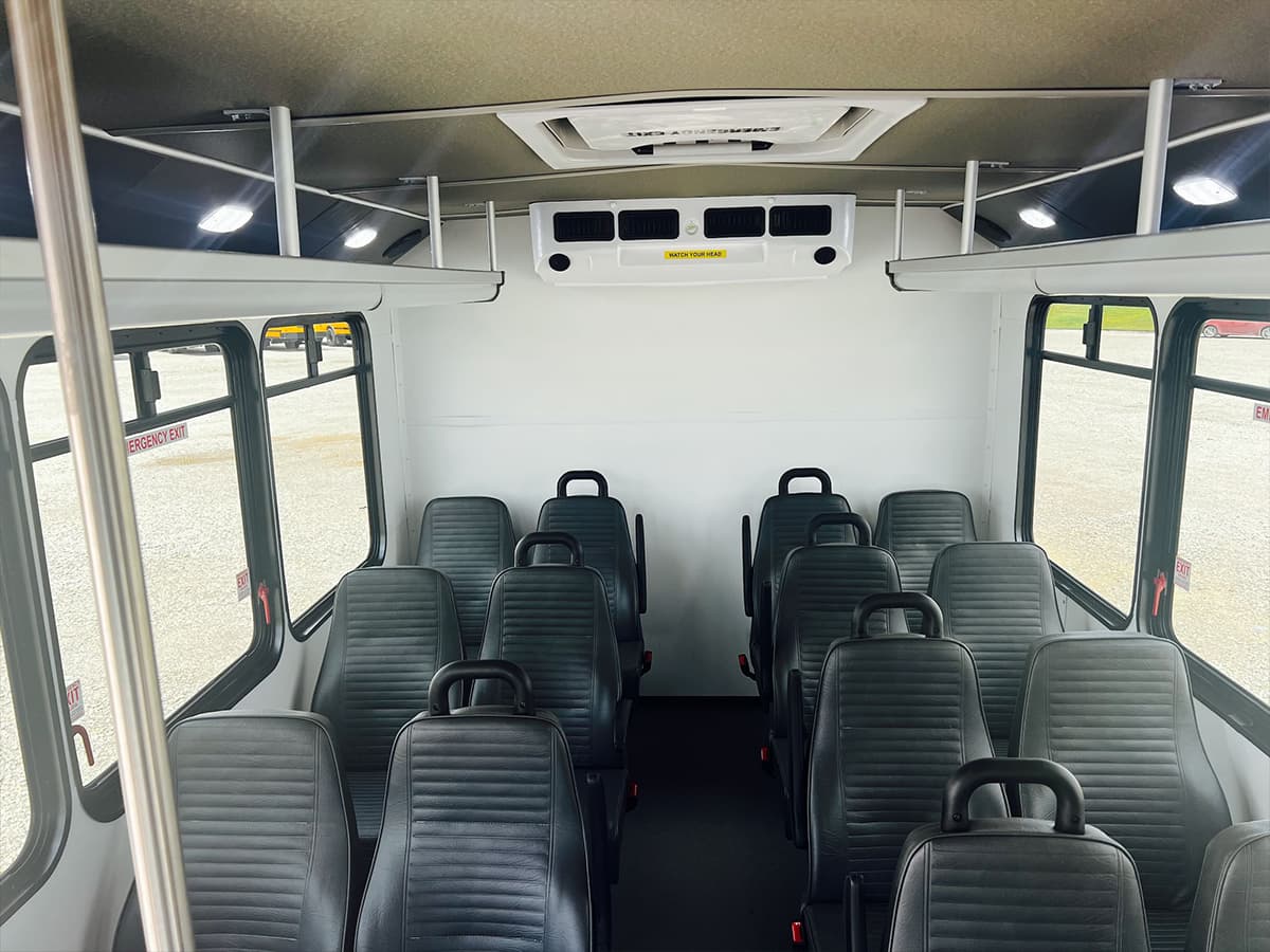 2024 Ford E450 Endera - Image 6