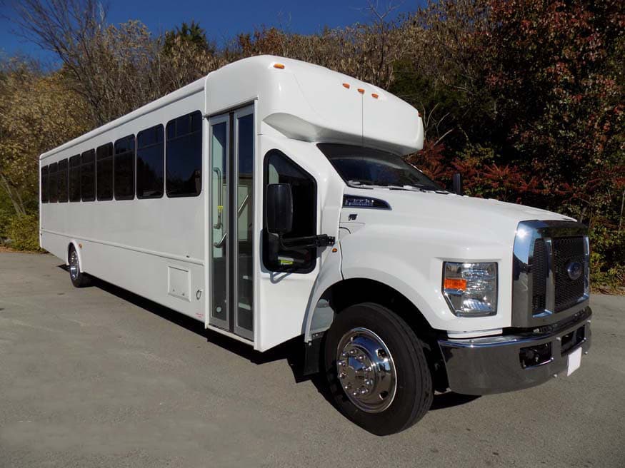 2023 Ford F650 Starcraft bus