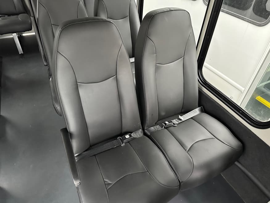 2023 Ford T350 Transit Starlite - Image 5