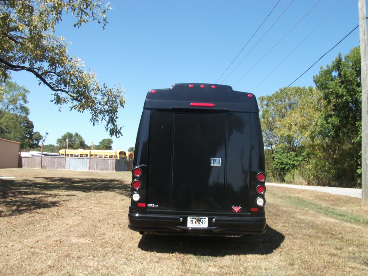 2014 Ford E350 Turtletop - Image 8