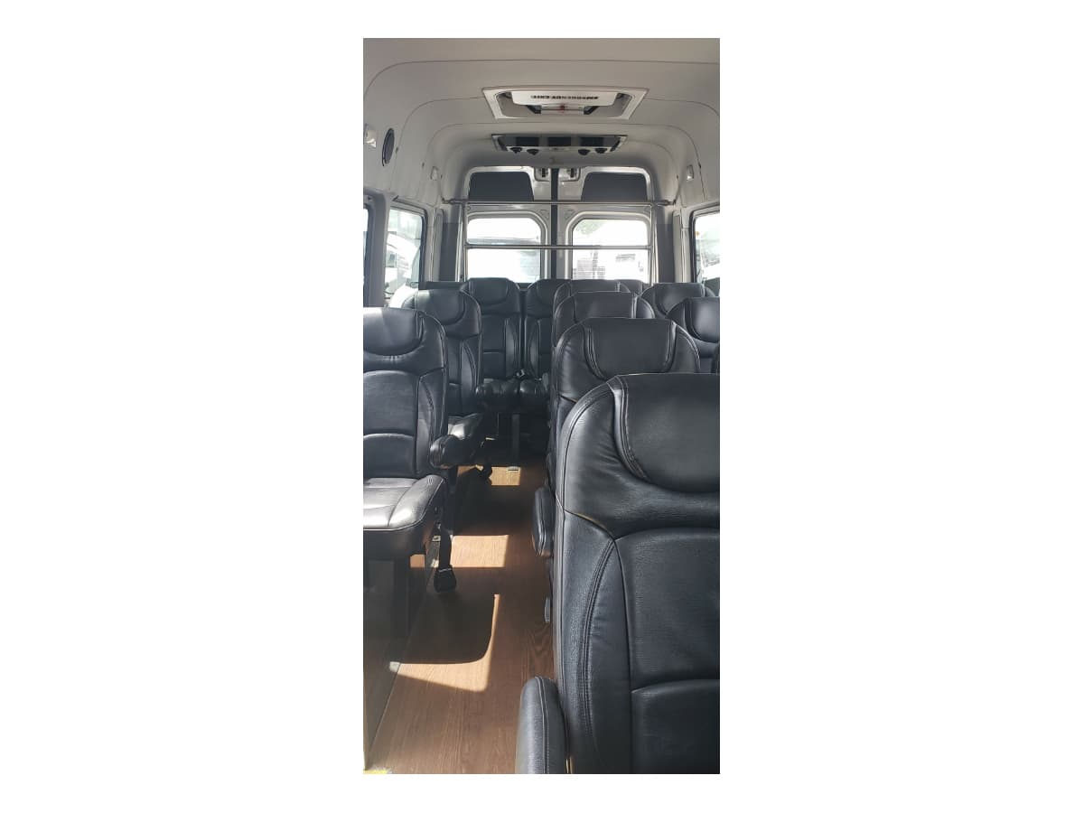 2014 Mercedes 3500 Sprinter - Image 2