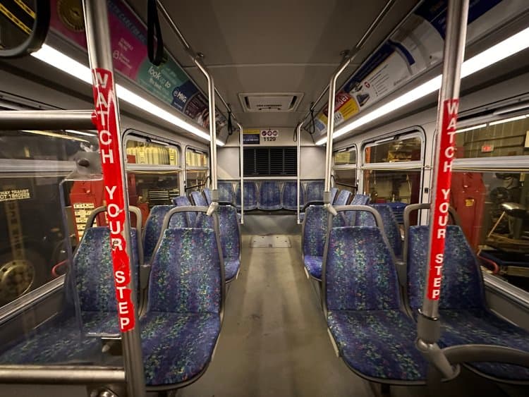 2008 Gillig Low-Floor  - Image 14
