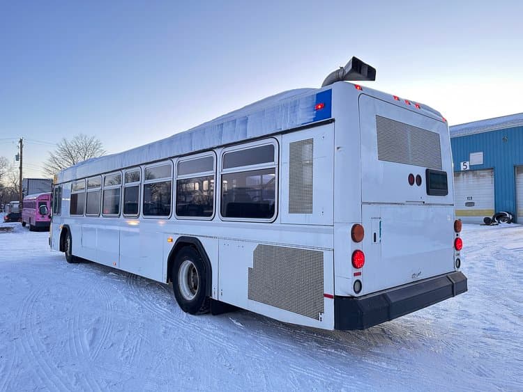 2008 Gillig Low-Floor  - Image 4