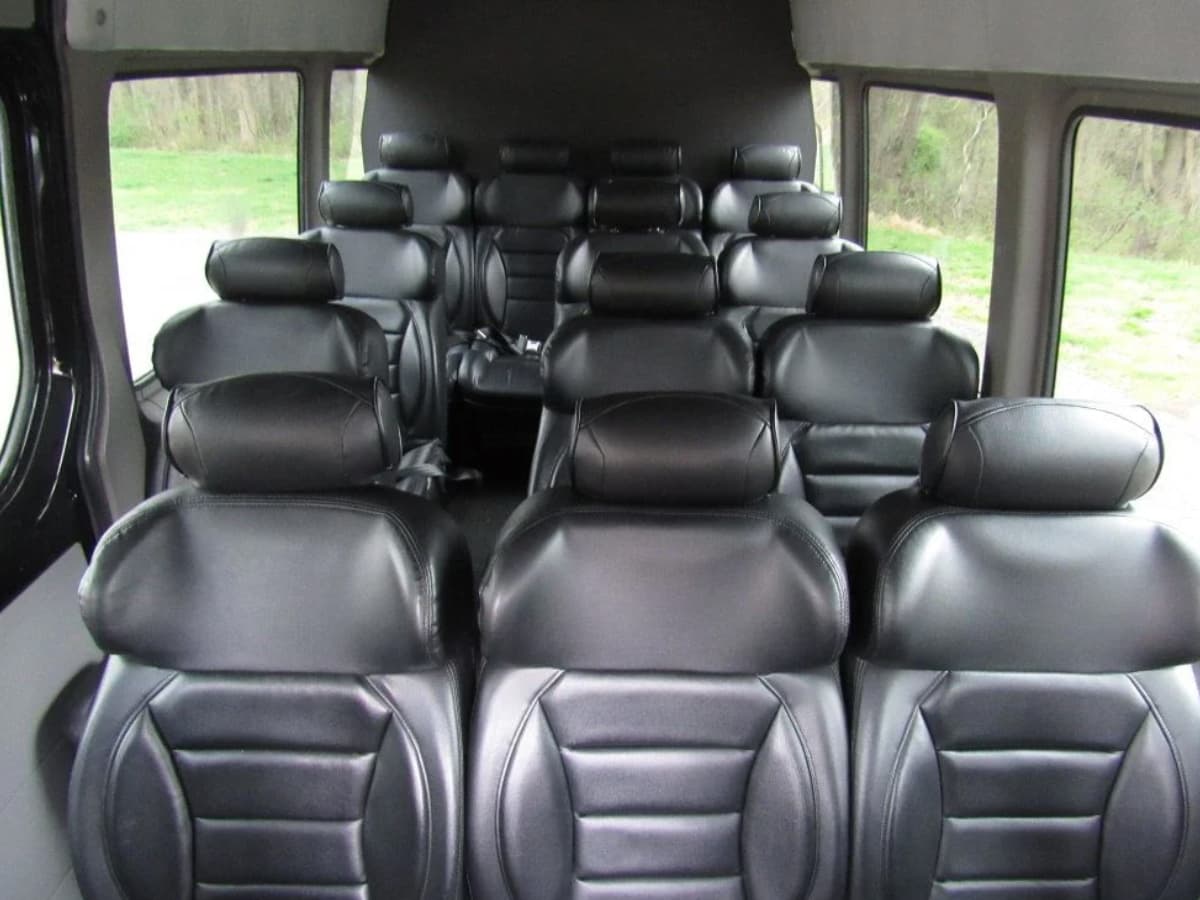 2016 Mercedes-Benz Sprinter 3500  - Image 5