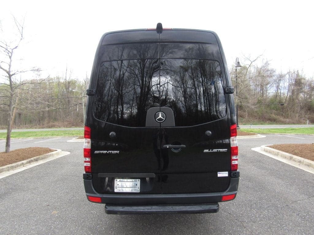 2016 Mercedes-Benz Sprinter 3500  - Image 7