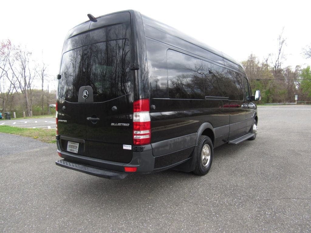 2016 Mercedes-Benz Sprinter 3500  - Image 9