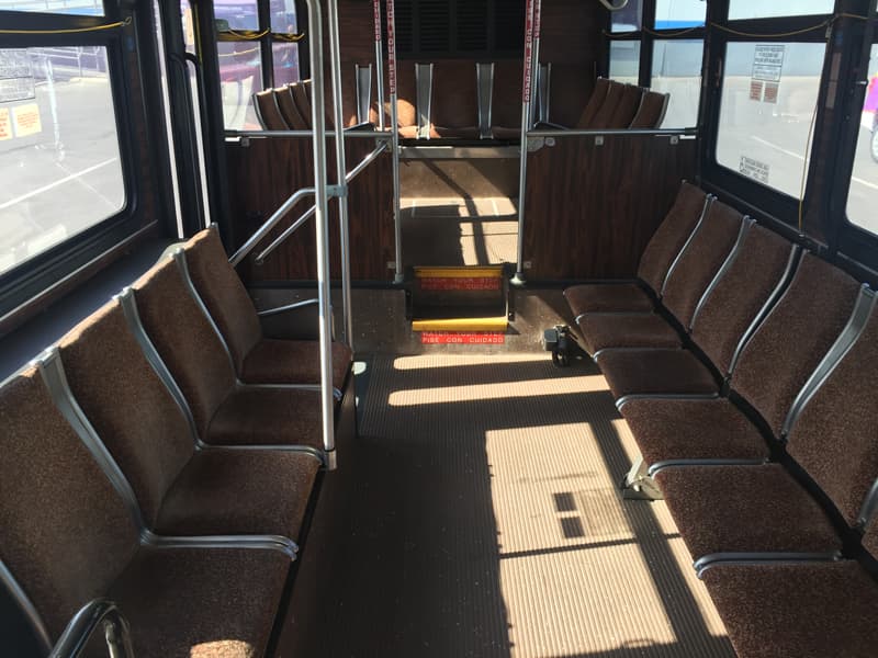 2002 Gillig G27E102R2 Transit Bus - Image 2