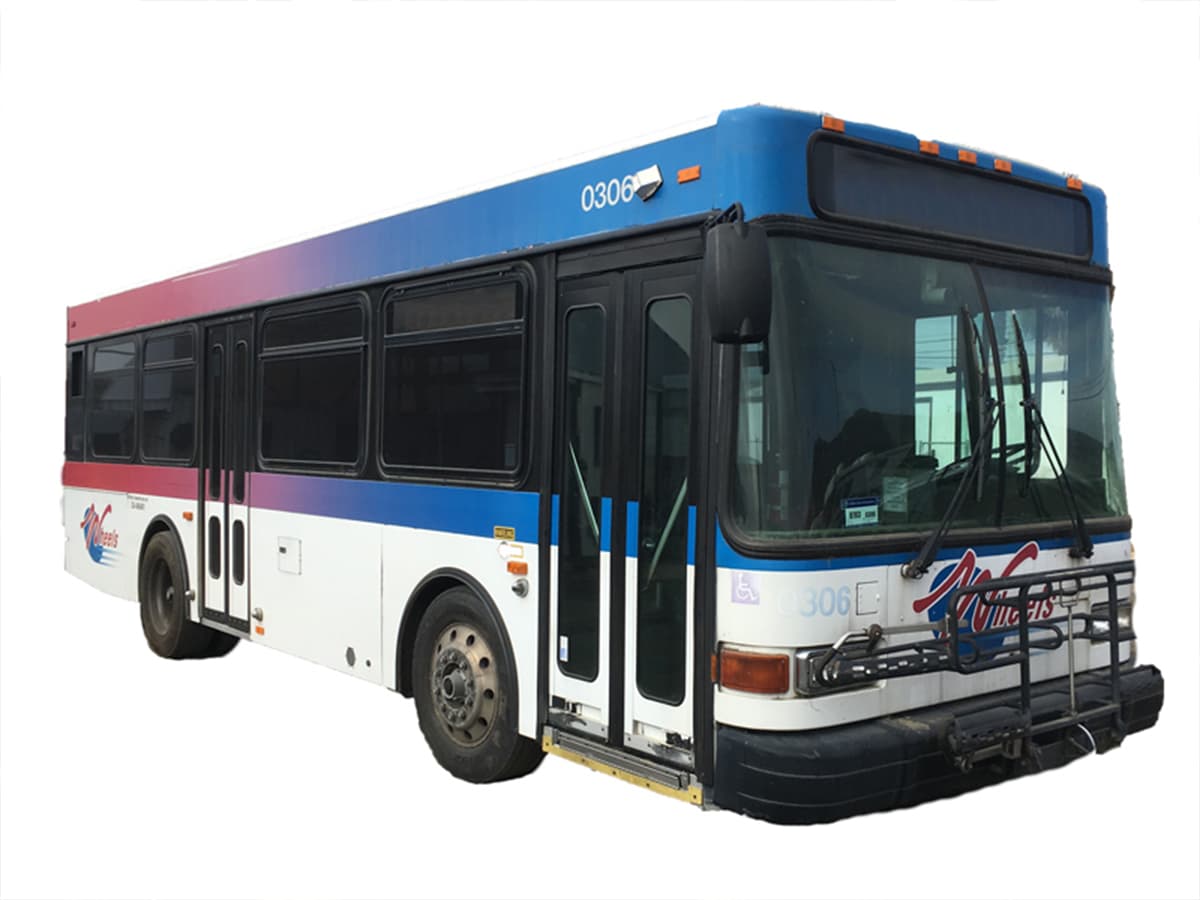 2003 Gillig G18E102R2 bus