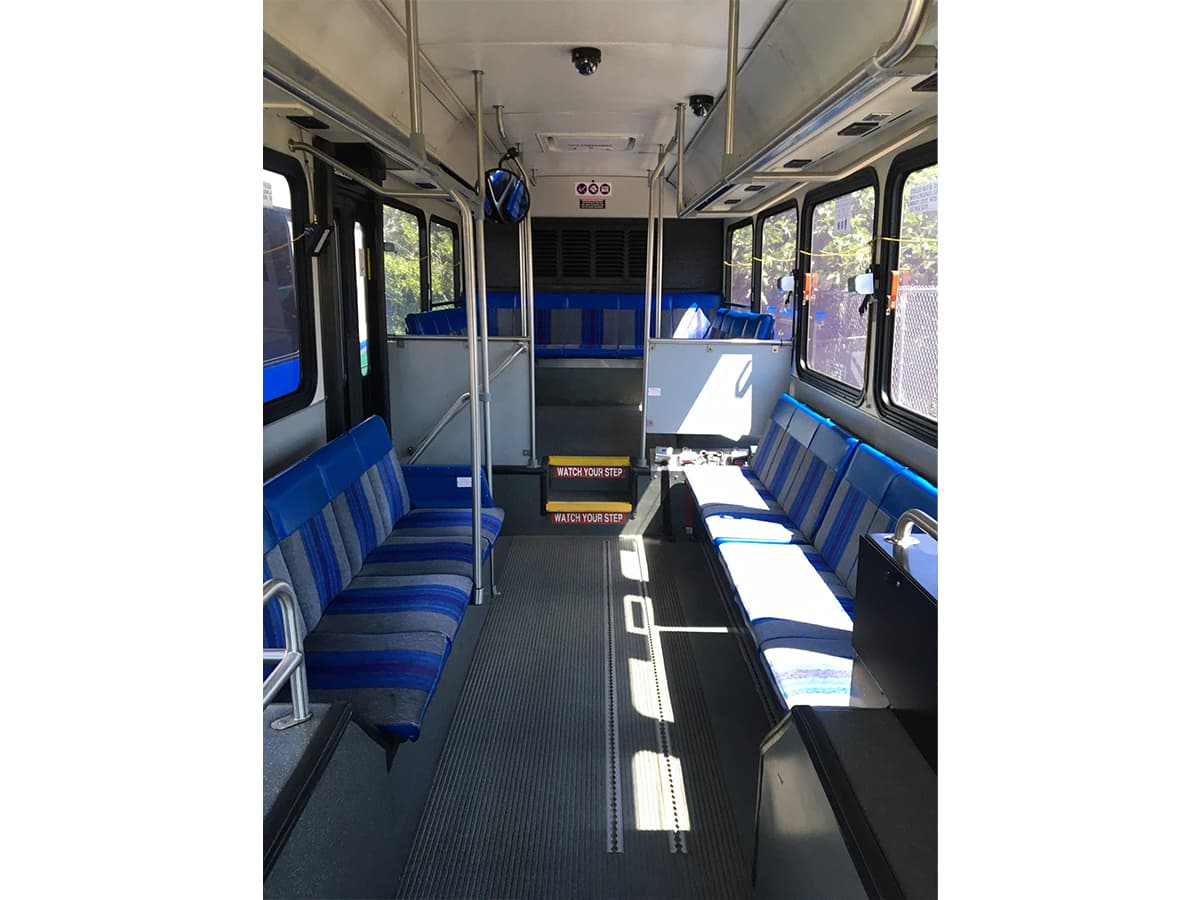 2007 Gillig G27E102N2 Transit Bus - Image 3