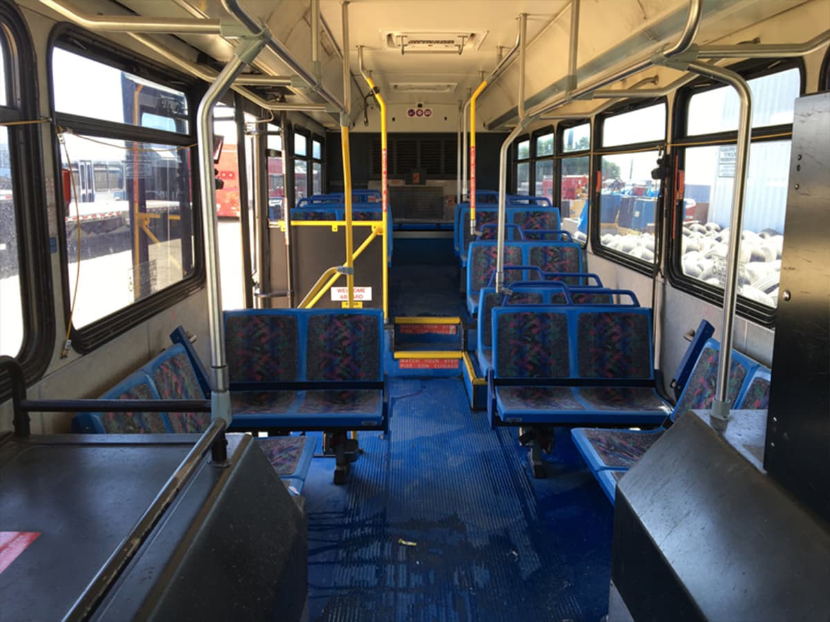 2005 Gillig G29B102N4 - Image 3