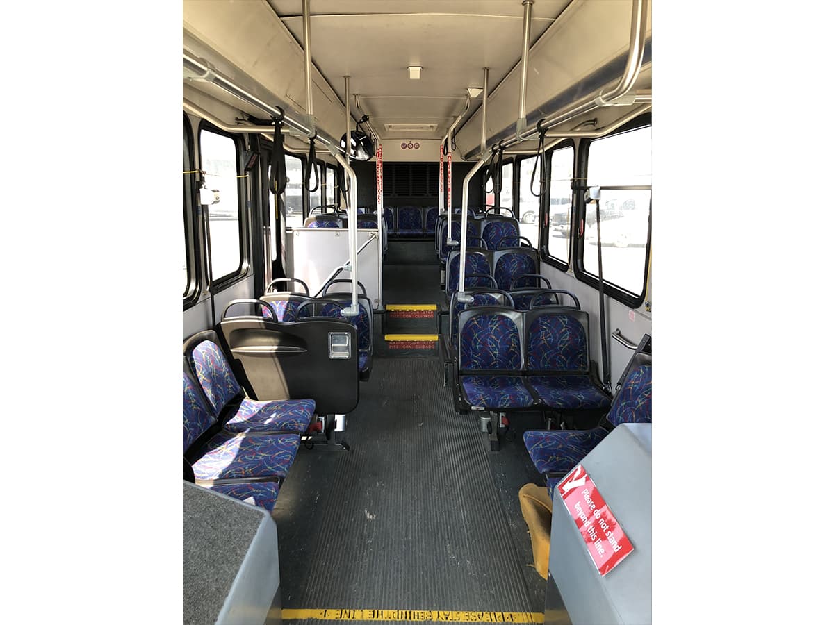 2005 Gillig G29B102N4 - Image 2