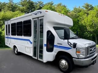 2014 Ford E350 bus