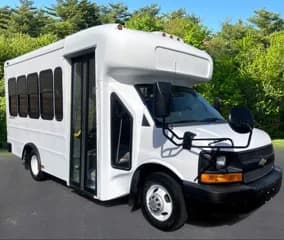 2012 Chevrolet 3500 bus