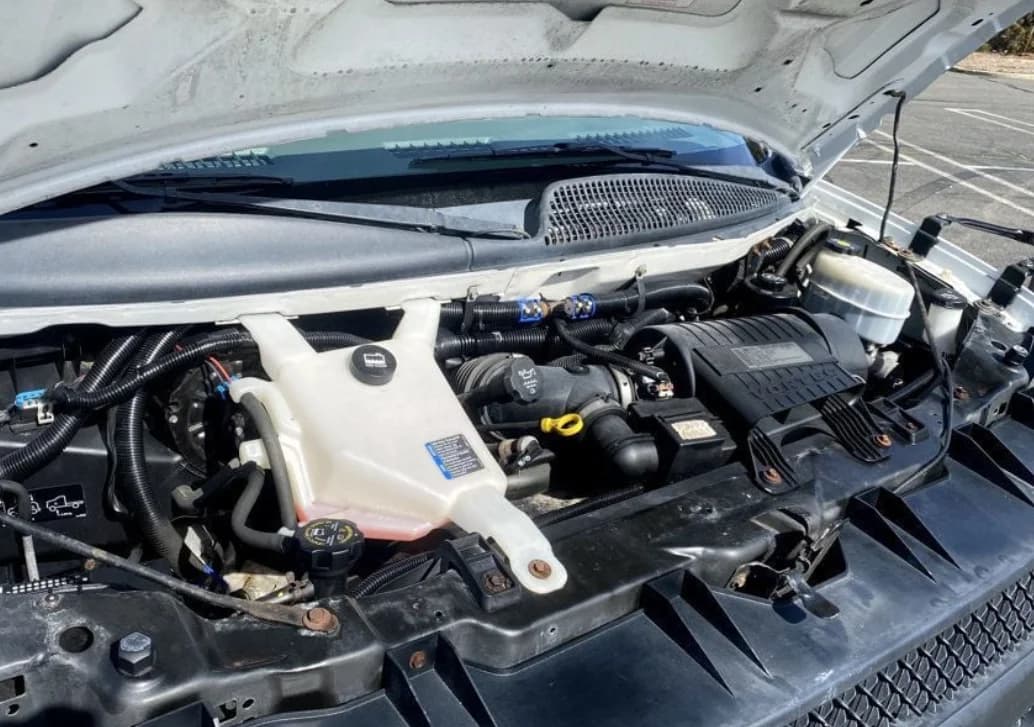 2012 Chevrolet 3500 Star Trans - Image 21
