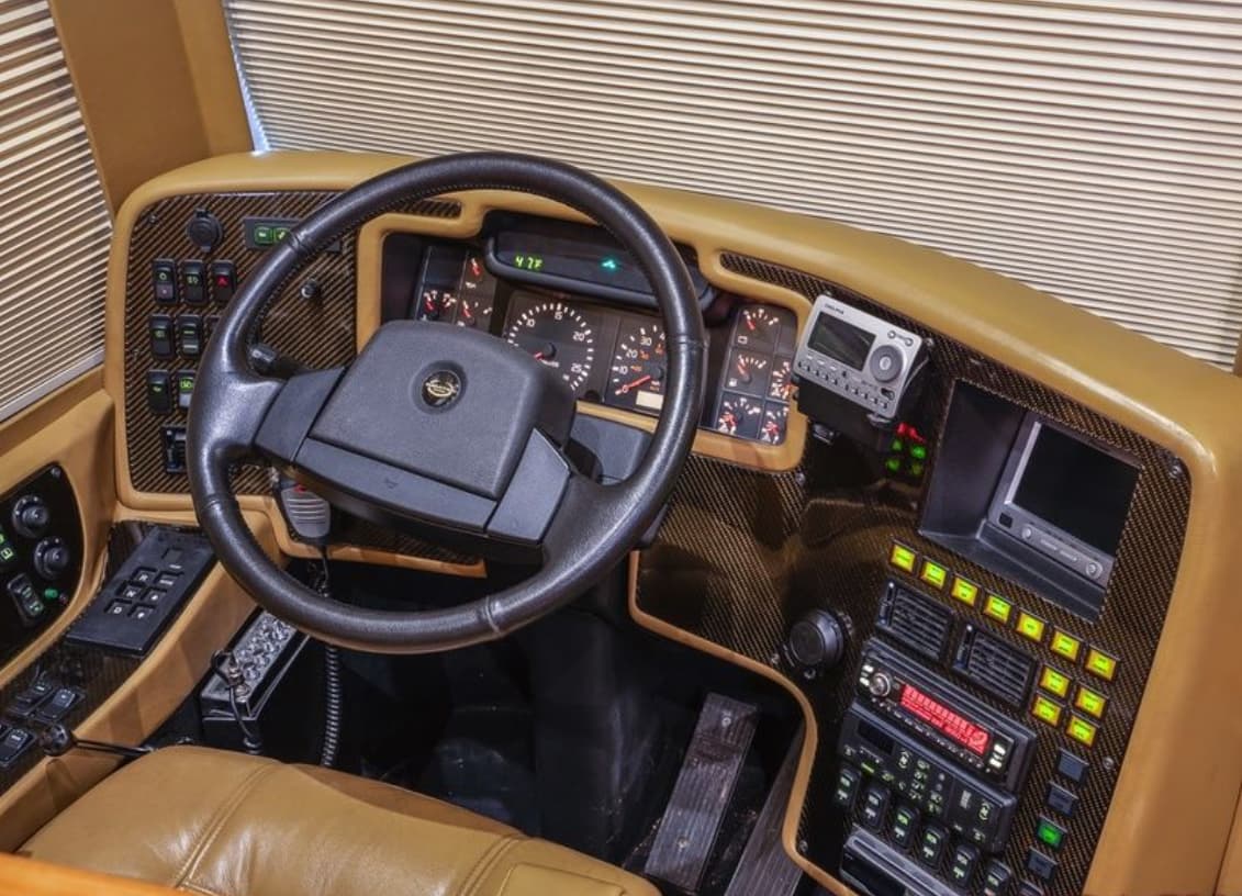 2006 Prevost Marathon H3-45 - Image 10