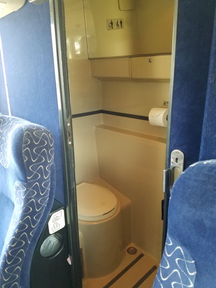 2012 Prevost H3-45 Coach Bus - Image 7