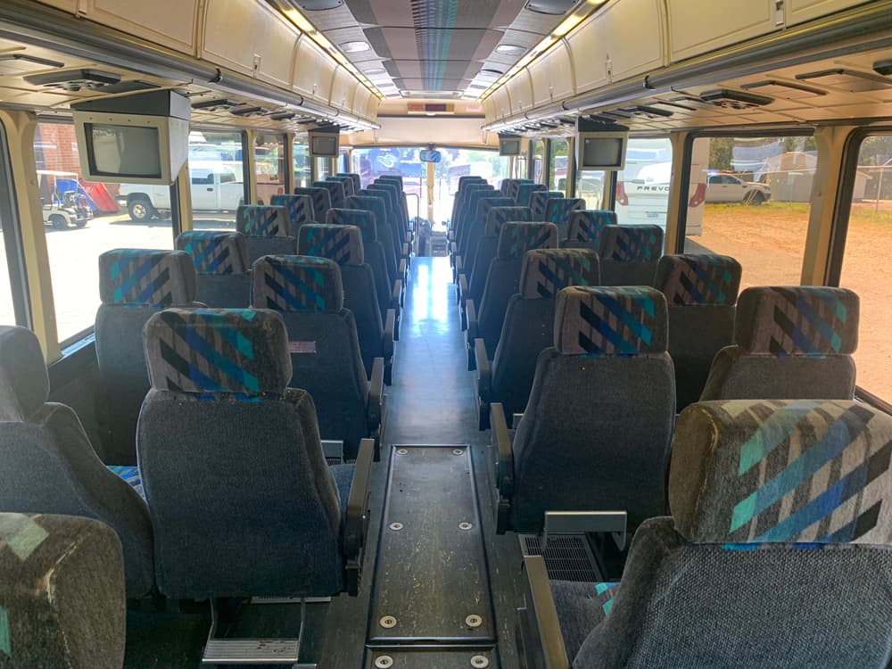 1996 Eagle Model 15 Coach Bus - Image 11