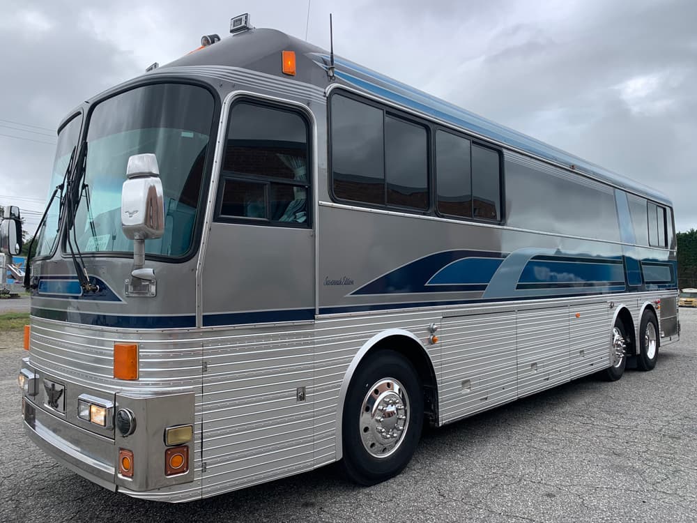 1989 Eagle Model 15 Motorcoach - Image 6