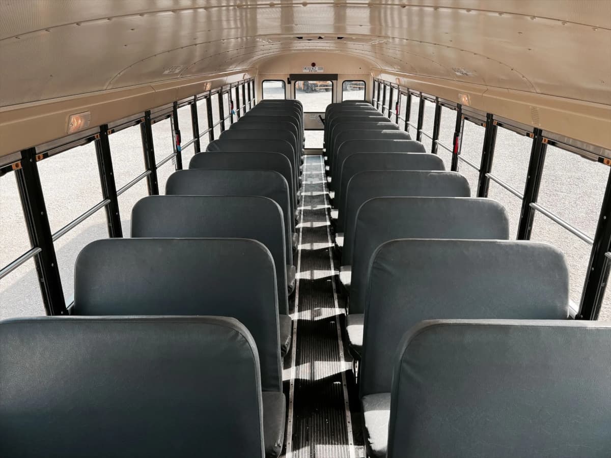 2019 International CE School Bus - Image 7