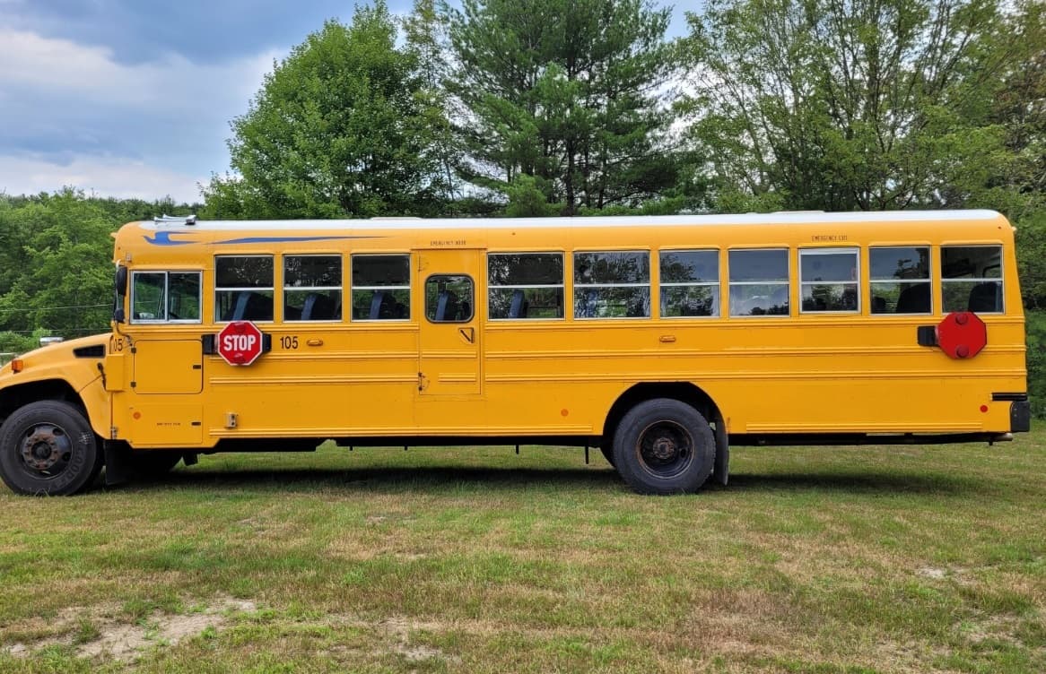 2018 Blue Bird Vision School Bus - Image 2