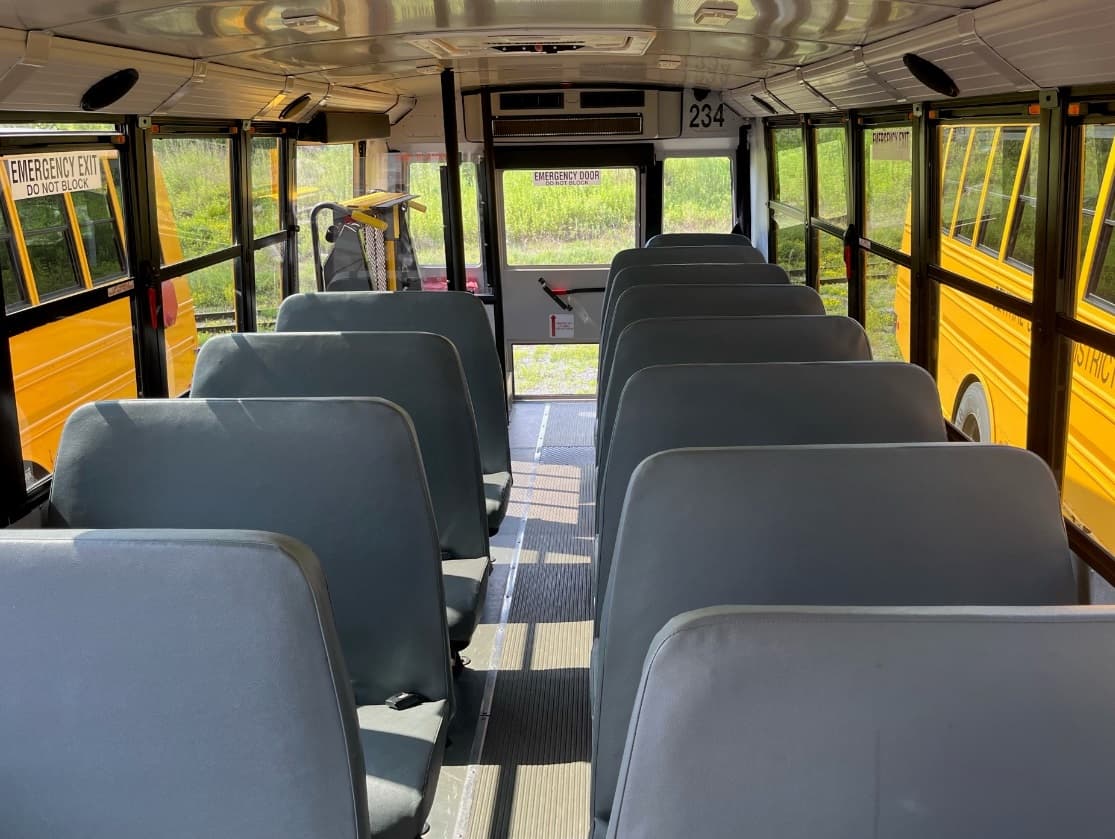 2019 Thomas C2 Saf-T-Liner School Bus - Image 4