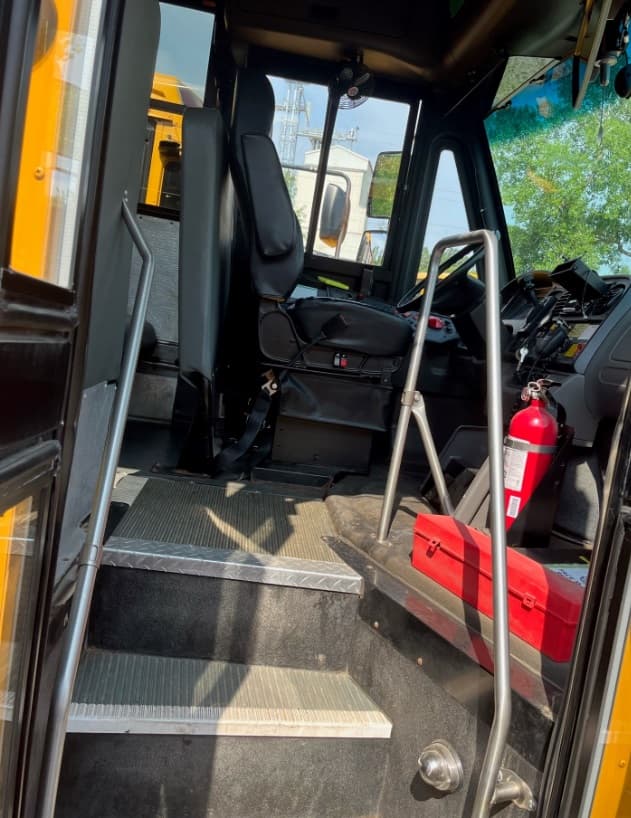 2019 Thomas C2 Saf-T-Liner School Bus - Image 6