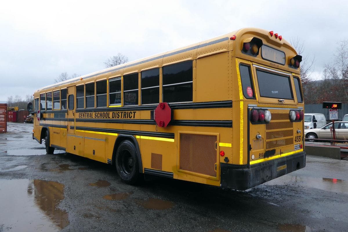 2005 Blue Bird All American School Bus - Image 4