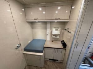 2018 Freightliner Mobile Medical Clinic - Image 12