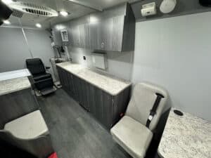 2019 Mercedes-Benz Mobile Clinic - Image 7