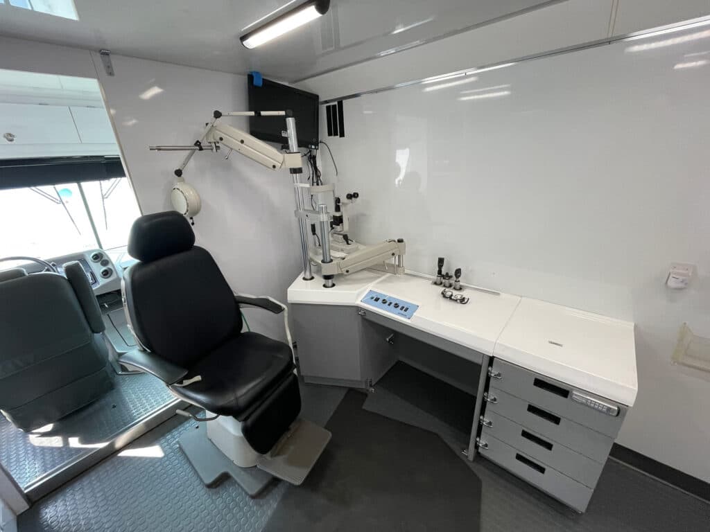 2014 Ford Mobile Optometry Clinic - Image 15
