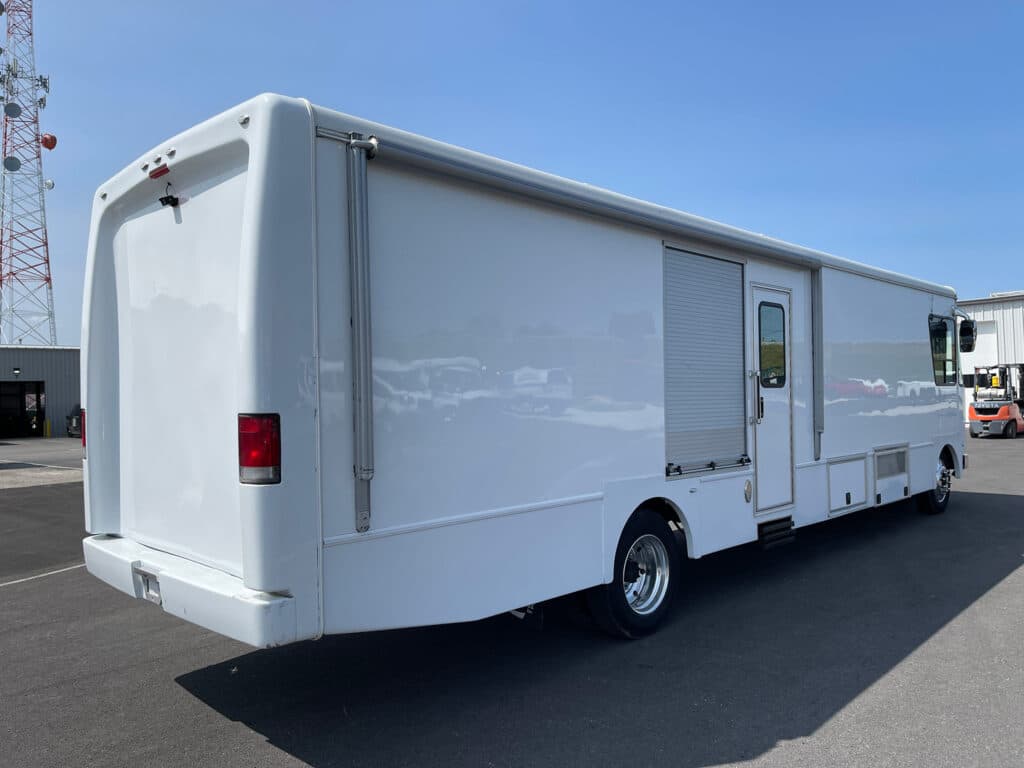 2014 Ford Mobile Optometry Clinic - Image 3
