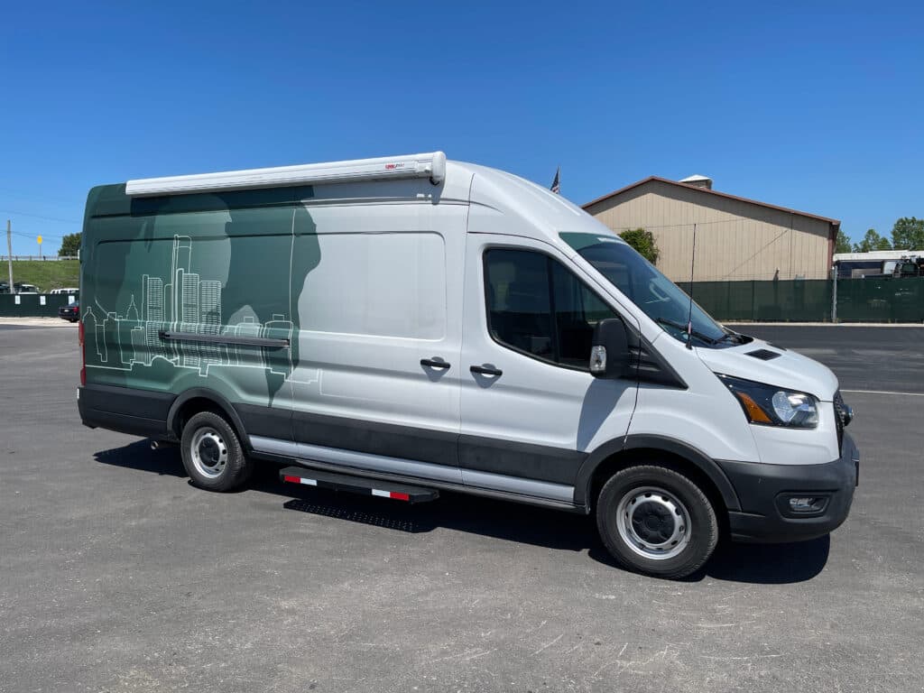 2021 Ford Transit Medical Clinic Van - Image 2