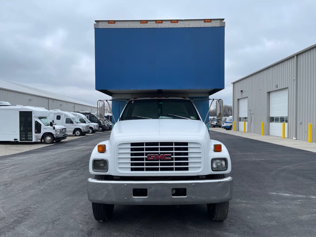 1997 GMC C7500 Conversion - Image 8