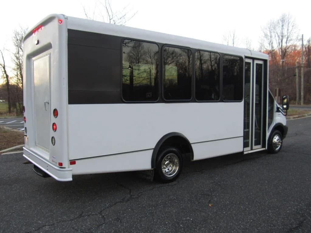 2019 Ford Transit El Dorado - Image 3