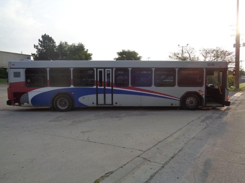 2012 Gillig Transit Bus - Image 4