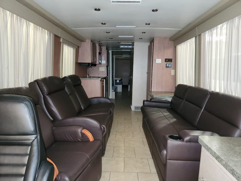 1995 Prevost H3-41 Motorcoach Conversion - Image 3