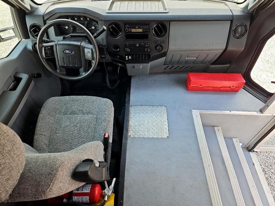 2016 Ford F550 Startrans - Image 7