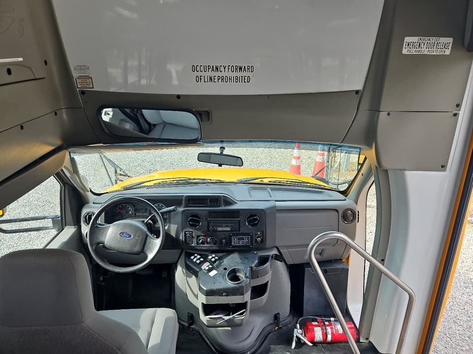 2016 Ford E450 Mini School Bus - Image 9
