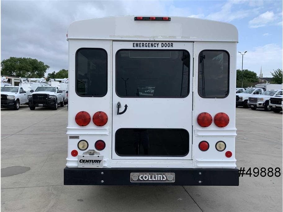 2007 Chevrolet Express 3500 - Image 3