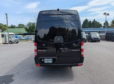 2016 Mercedes Benz 3500 Van - Image 3
