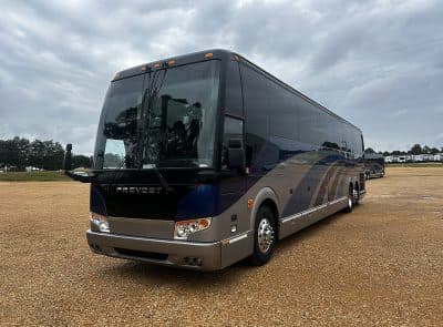 2015 Prevost (NFI) H3-45 bus
