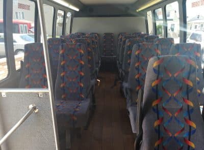 2015 Ford E450 Shuttle Bus - Image 8