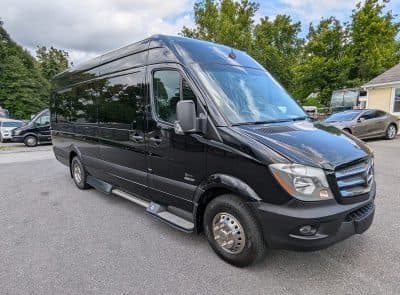2016 Mercedes Benz 3500 Limo Bus - Image 2