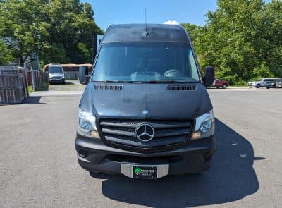 2014 Mercedes Benz 3500 Express Van - Image 5