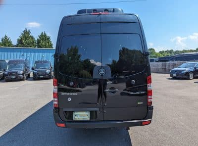 2014 Mercedes Benz 3500 Express Van - Image 6