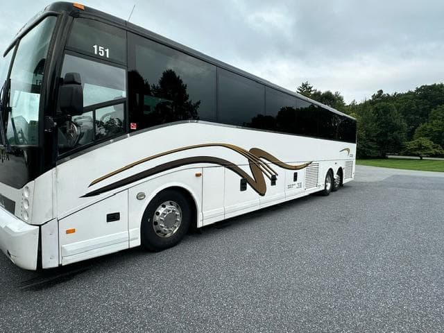 2017 Van Hool CX45 Coach Bus - Image 2