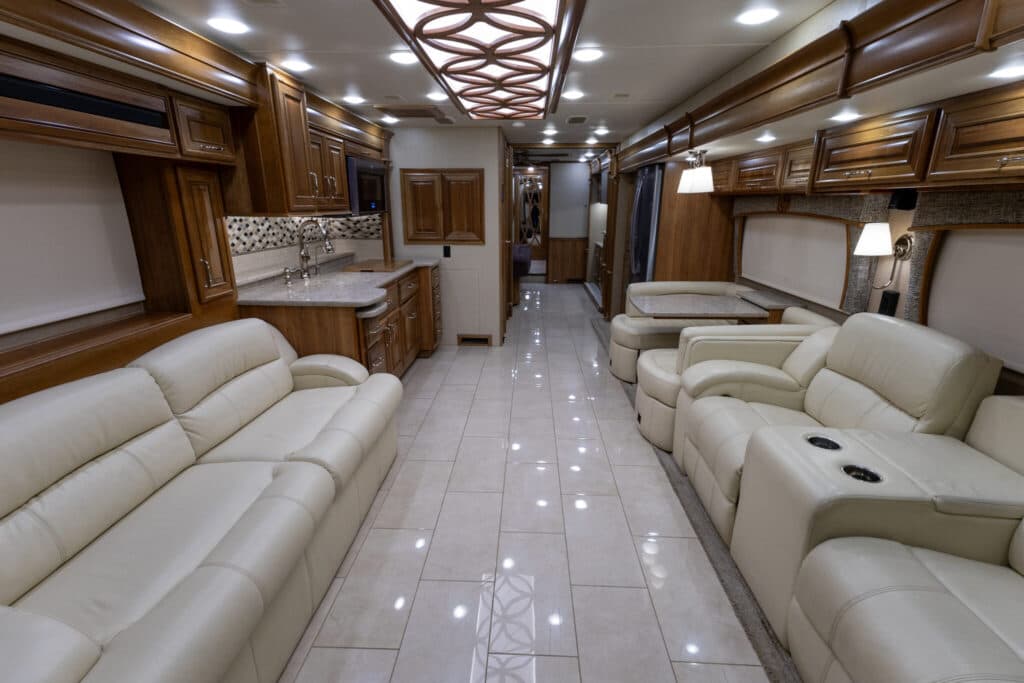  2019 Spartan Entegra Cornerstone 45W Motorcoach - Image 13