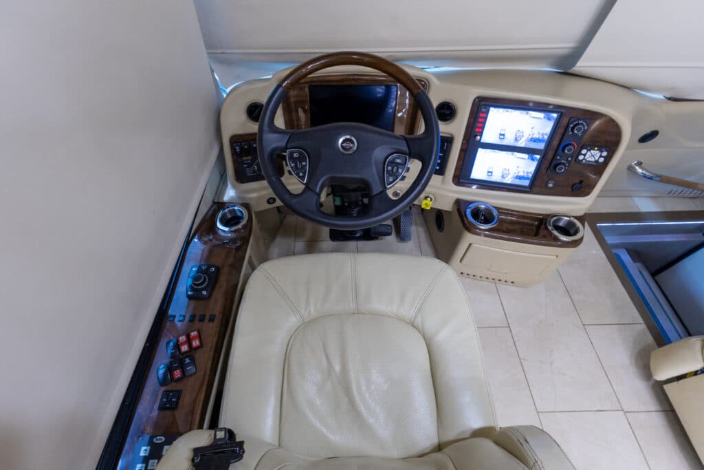  2019 Spartan Entegra Cornerstone 45W Motorcoach - Image 16