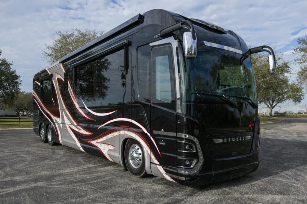 2017 Newell P50 bus